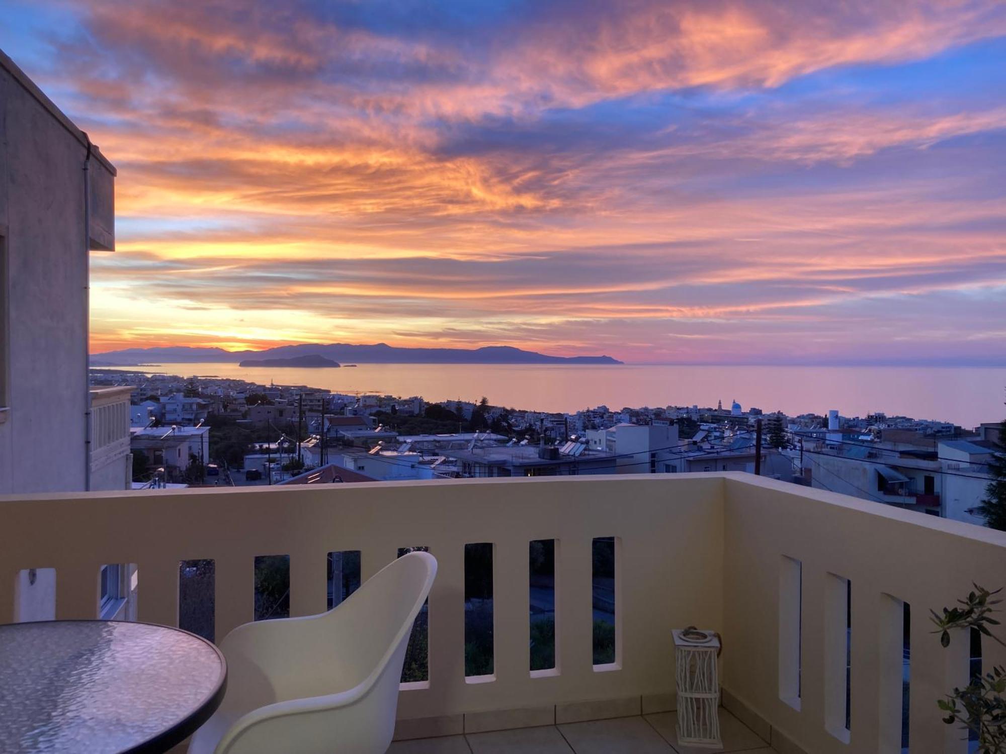 Stephanie'S Place - Charming Apartment With Sea View Chania  Exteriör bild